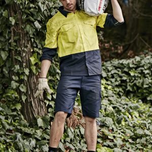 Mens Rugged Cooling Vented Short