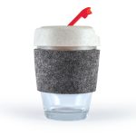 A reusable coffee cup with a speckled lid, black RPET band, and a red straw.