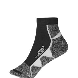 Sport sneaker socks in black with grey textured patterns and a logo on the side. Ideal for sports and active wear.