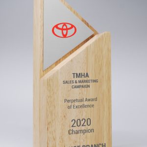 Arrow Wood Award with Mirror Silver Printed Plate