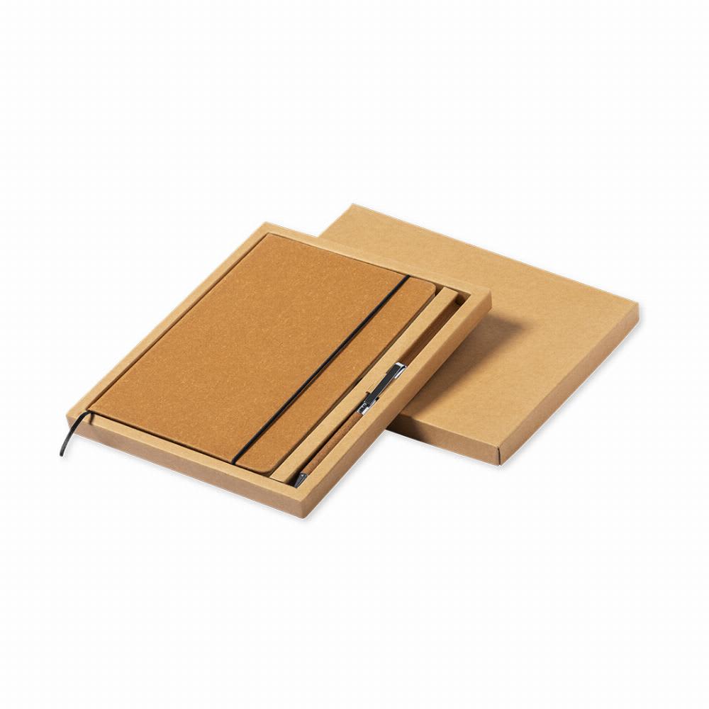 A brown notebook in a matching kraft gift box, featuring an elastic band and a pen. Nauthax - Image 1