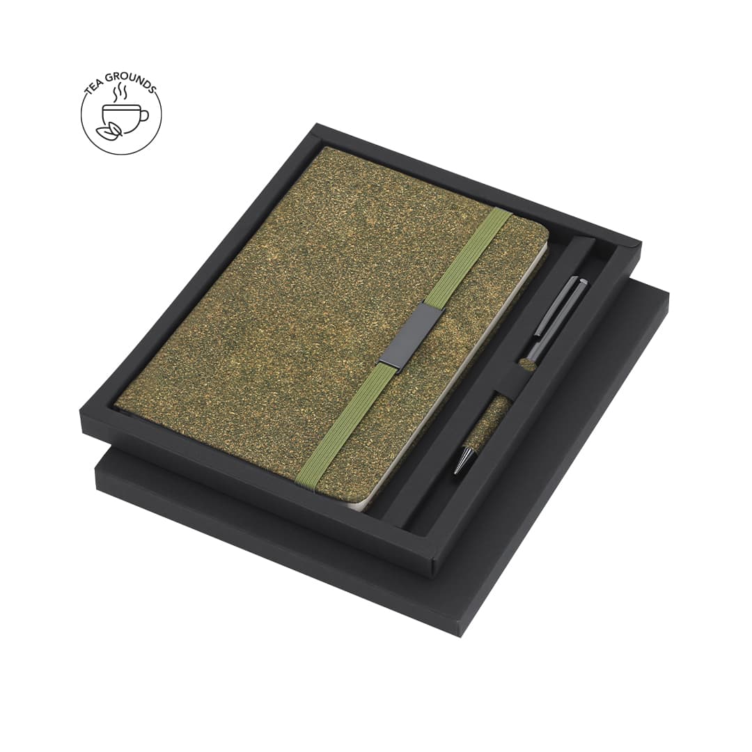 A green textured notebook with a matching pen, presented in a black gift box. The set includes a logoed branding element. Malcon Set - Image 1