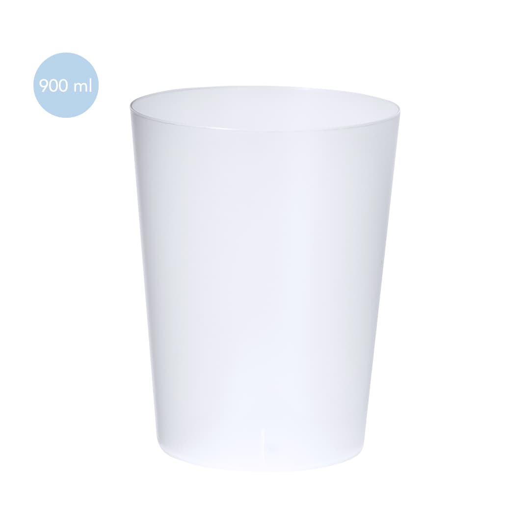 A plastic cup with a 900 ml capacity, featuring a transparent design and a simple shape. It has a branding logo. Malsuk Cup - Image 1