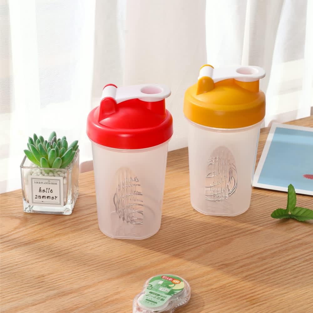 A drink bottle set featuring a red shaker and a yellow shaker, both with screw-on lids and a logo. Jackie pp plastic shaker - Image 1