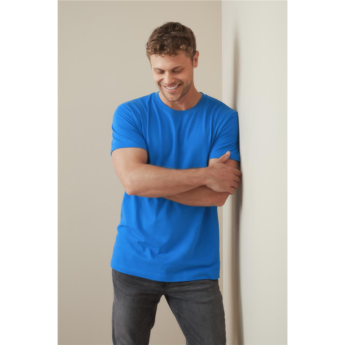 A blue men's classic organic T-shirt displayed on a model against a neutral background. The shirt has a logo. Men's Classic-T Organic - Image 1