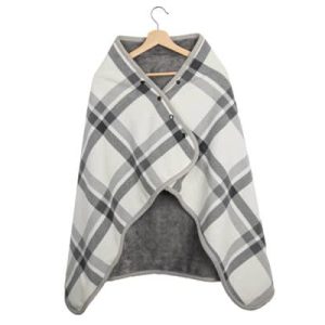 Wearable Flannel Blanket With Button